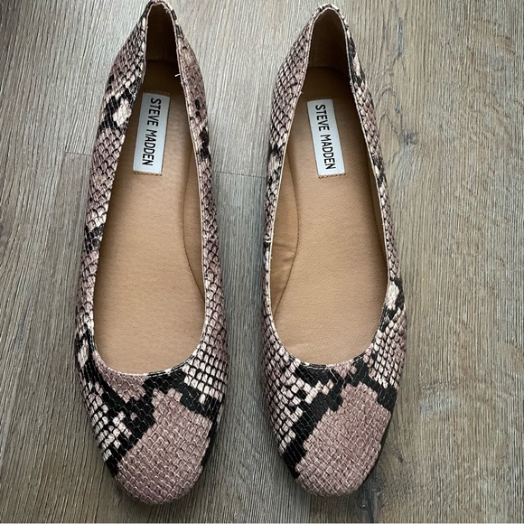 Steve Madden Danny Faux Leather Sand Python Ballerina Flats Size 9 - Picture 16 of 16